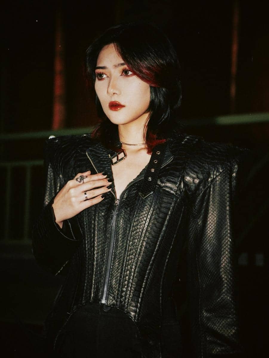 Potret Isyana Sarasvati yang dibagikan melalui unggahan di akun Instagram pribadinya, @isyanasarasvati.