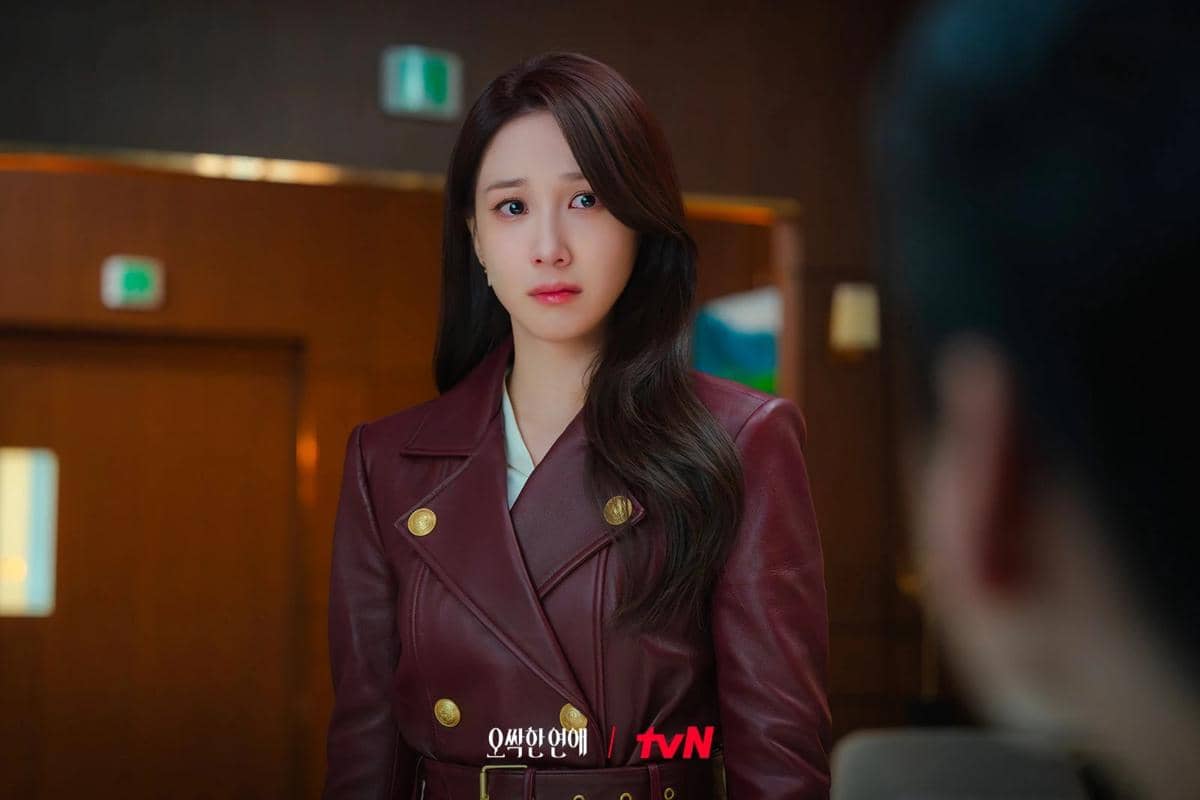 Potongan adegan drama Korea Spooky in Love produksi tvN, menampilkan suasana cerita dari serial tersebut.