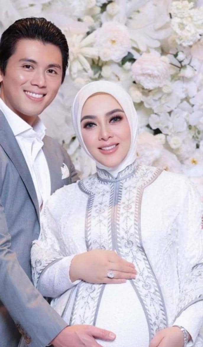  Koleksi Cincin Syahrini