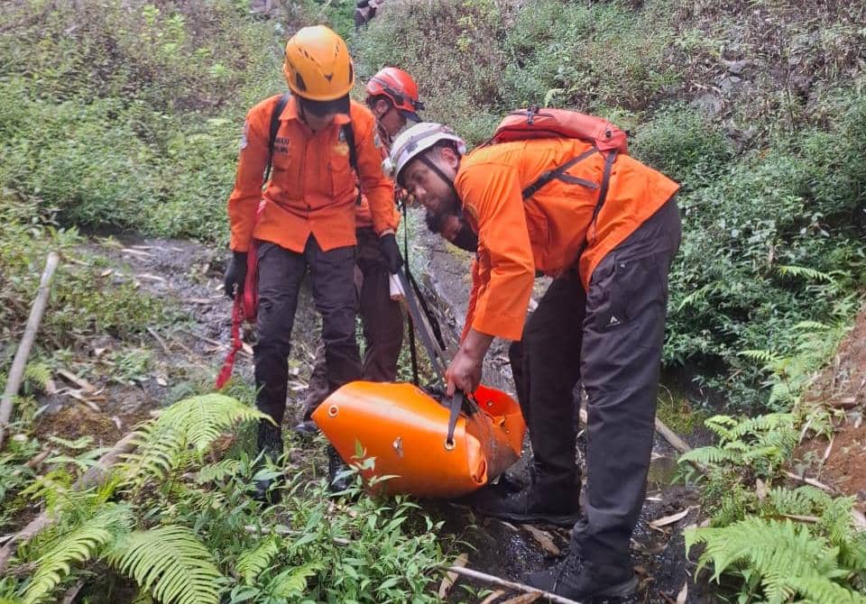 Jenazah 2 Pendaki di Gunung Piramid Berhasil Dievakuasi