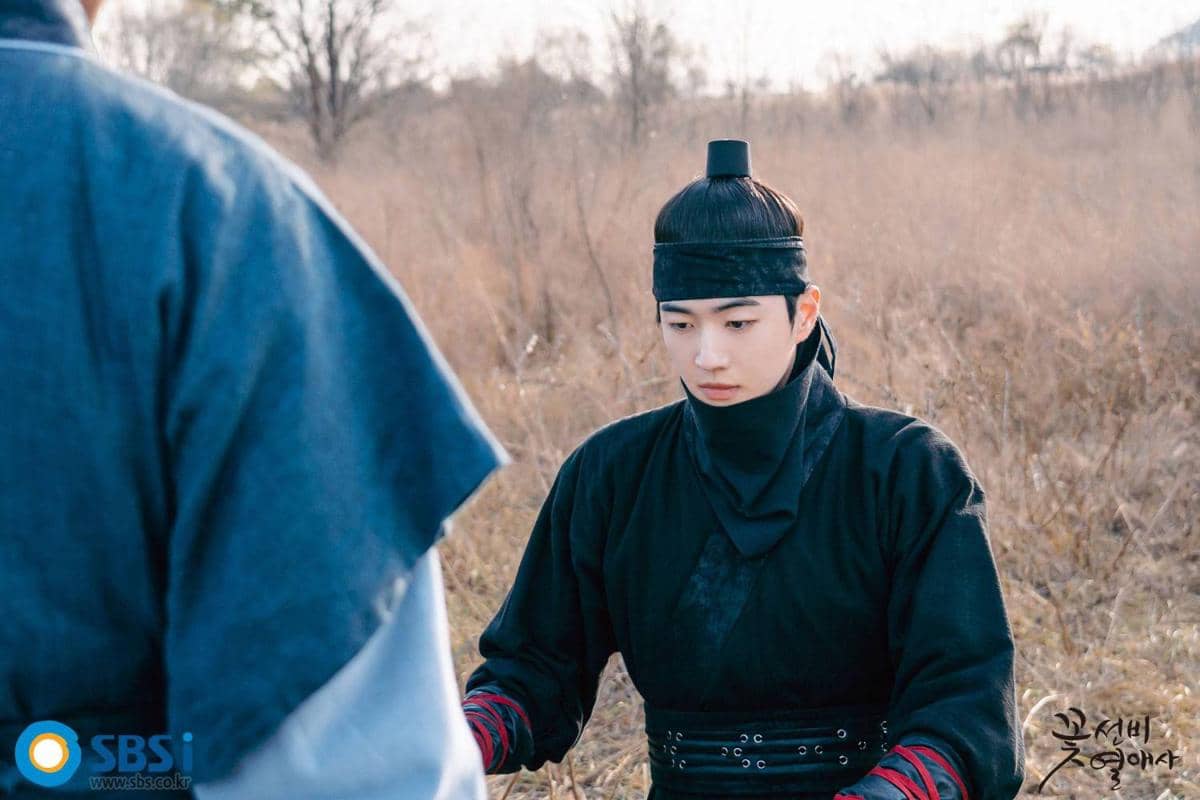 Cuplikan adegan dari drama Korea The Secret Romantic Guesthouse, serial produksi SBS yang menampilkan momen cerita para tokohnya.