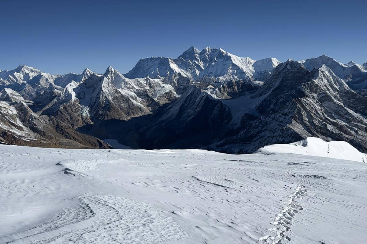 ilustrasi suasana di sekitar Cho Oyu