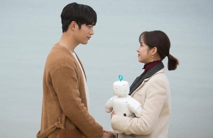 Seo Kang Joon dan Gong Seung Yeon di drama Are You Human?