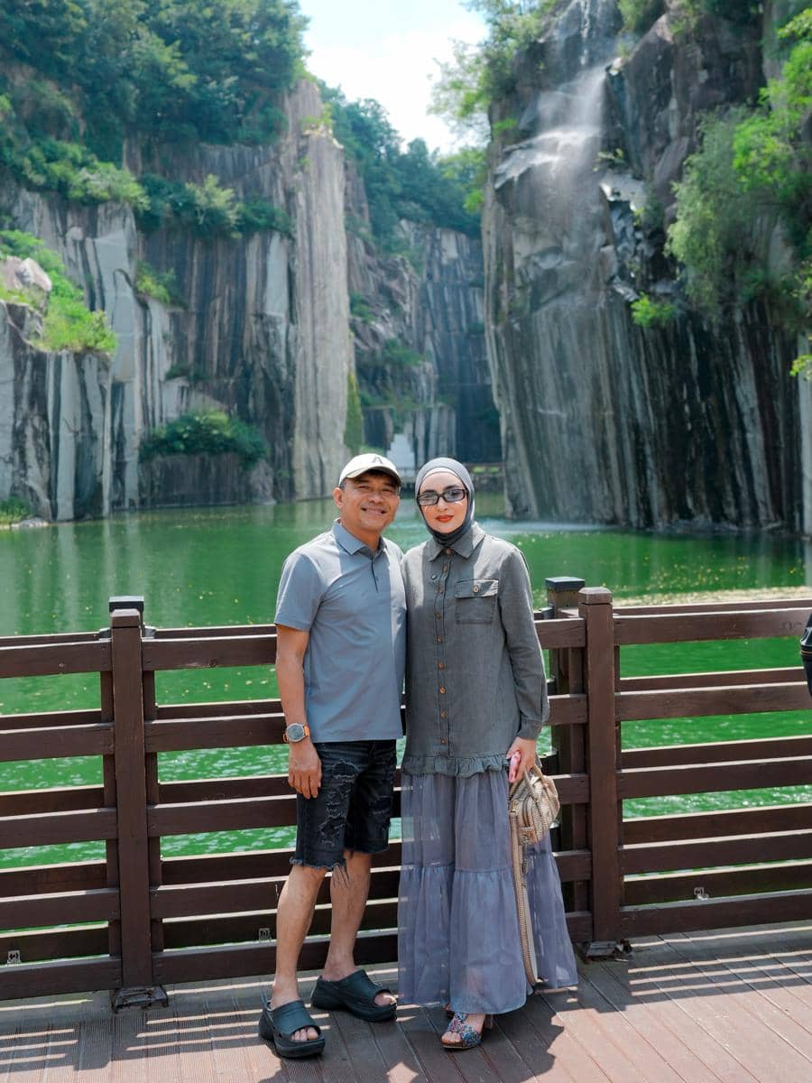 Keluarga Ashanty jalan-jalan di Pocheon Art Valley
