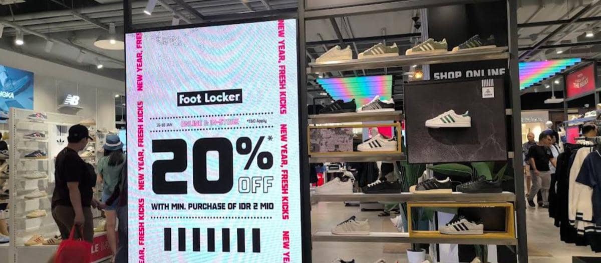 Foot Locker di DP Mall (google.com/maps/bowoid)