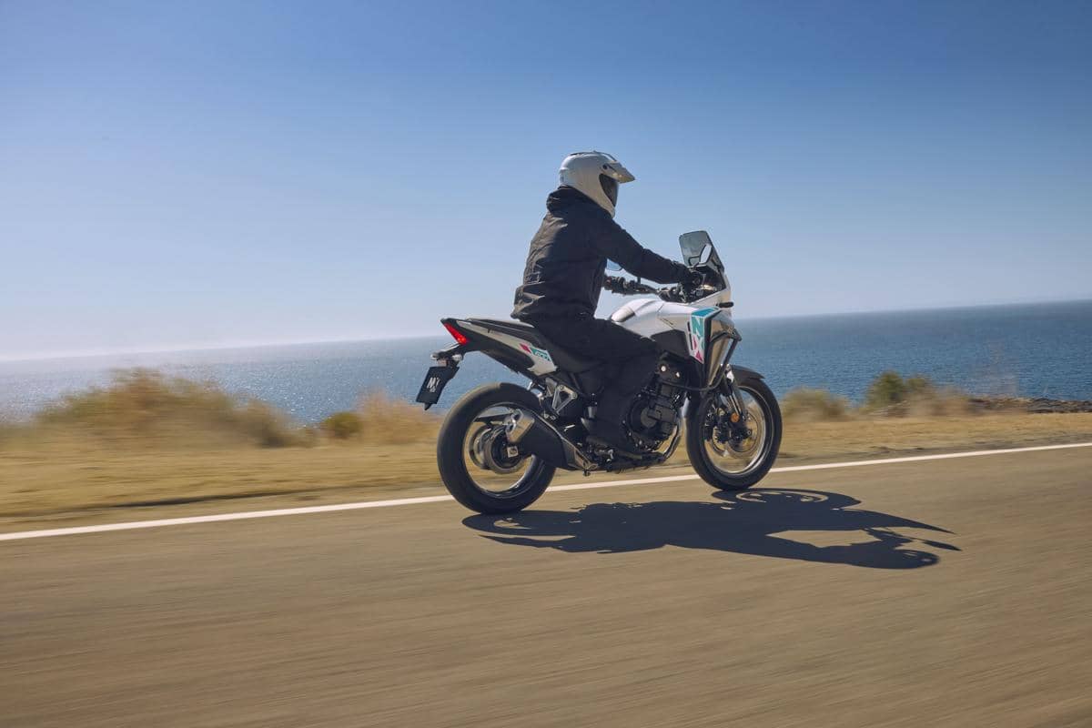 Sepeda motor Honda NX500 sebagai penerus CB500X dalam dokumentasi resmi Astra Honda Motor di Indonesia.