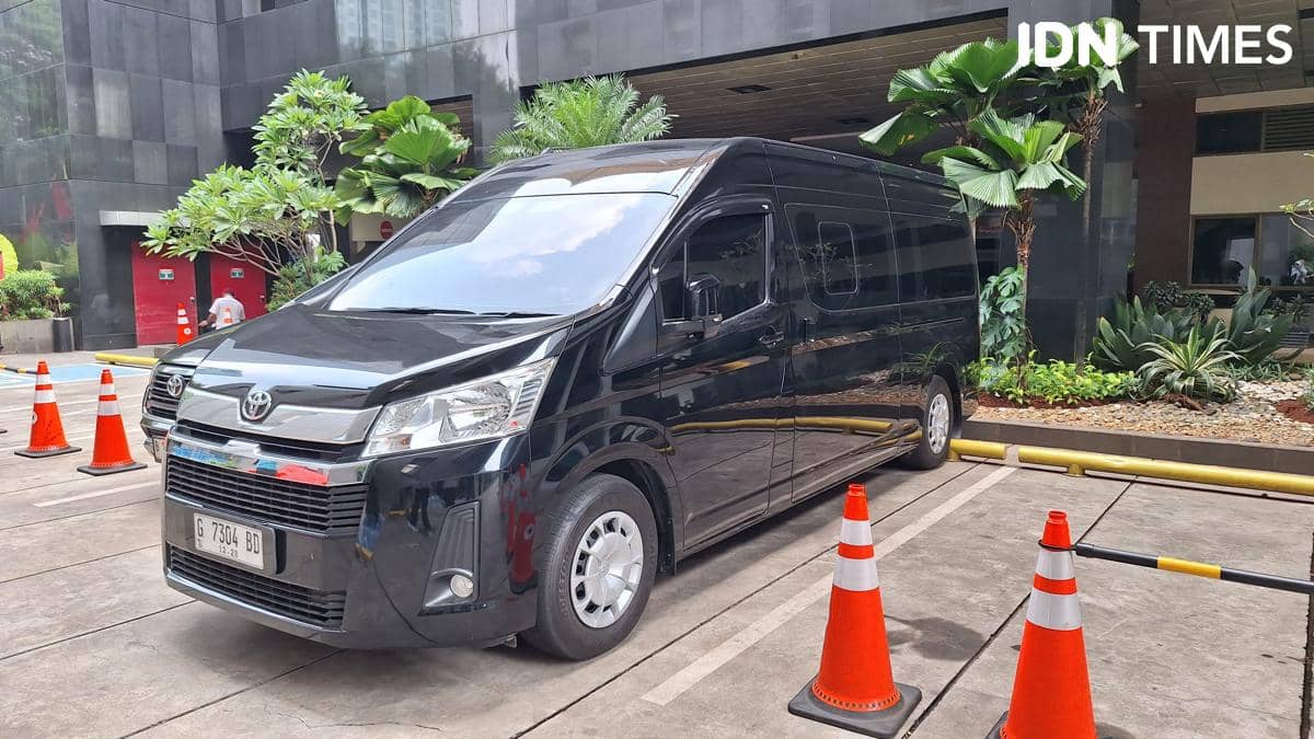 Wujud Mobil yang Dipakai Bupati Pemalang Anom Widyantoro saat Kena OTT