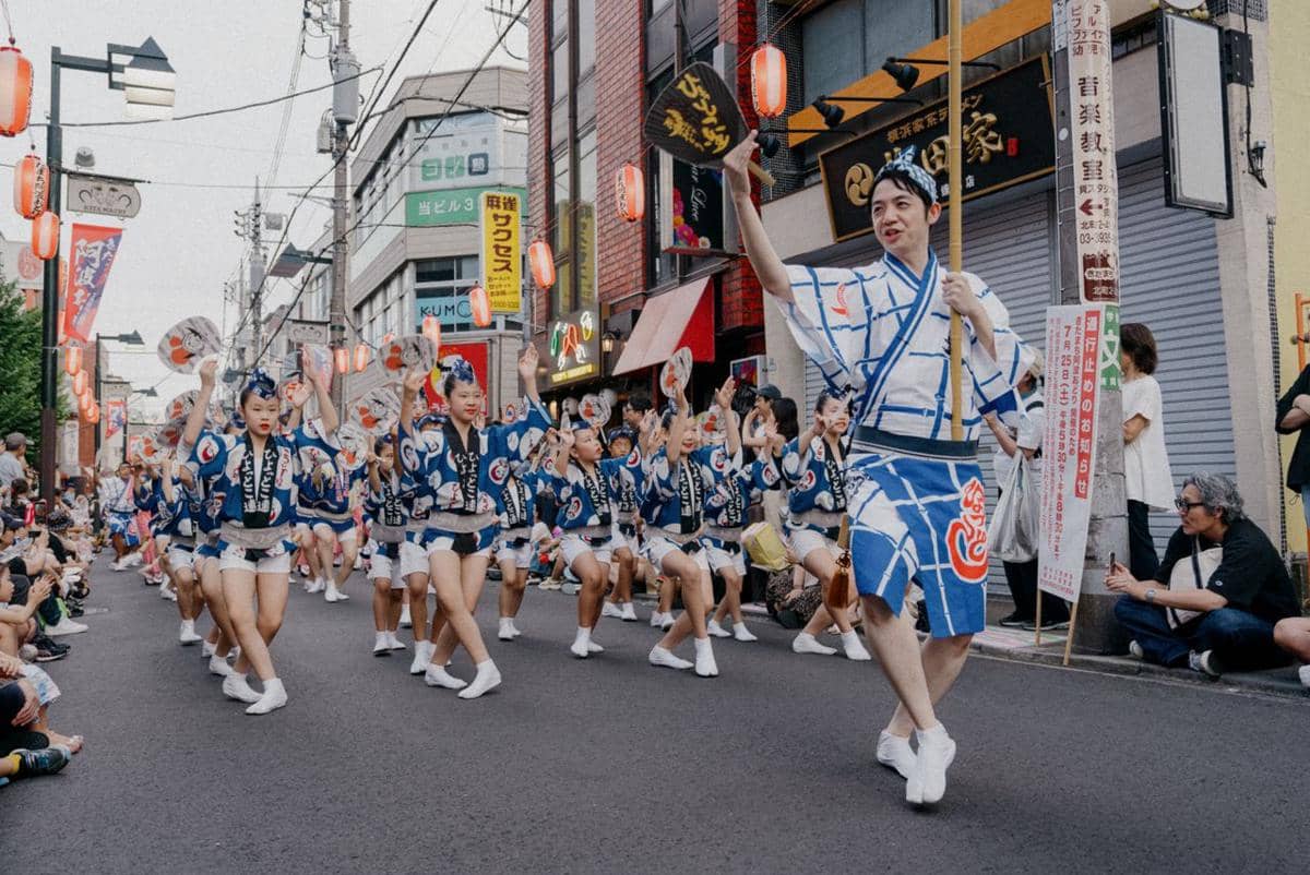 suasana Festival Awa Odori perayaan musim panas di Jepang