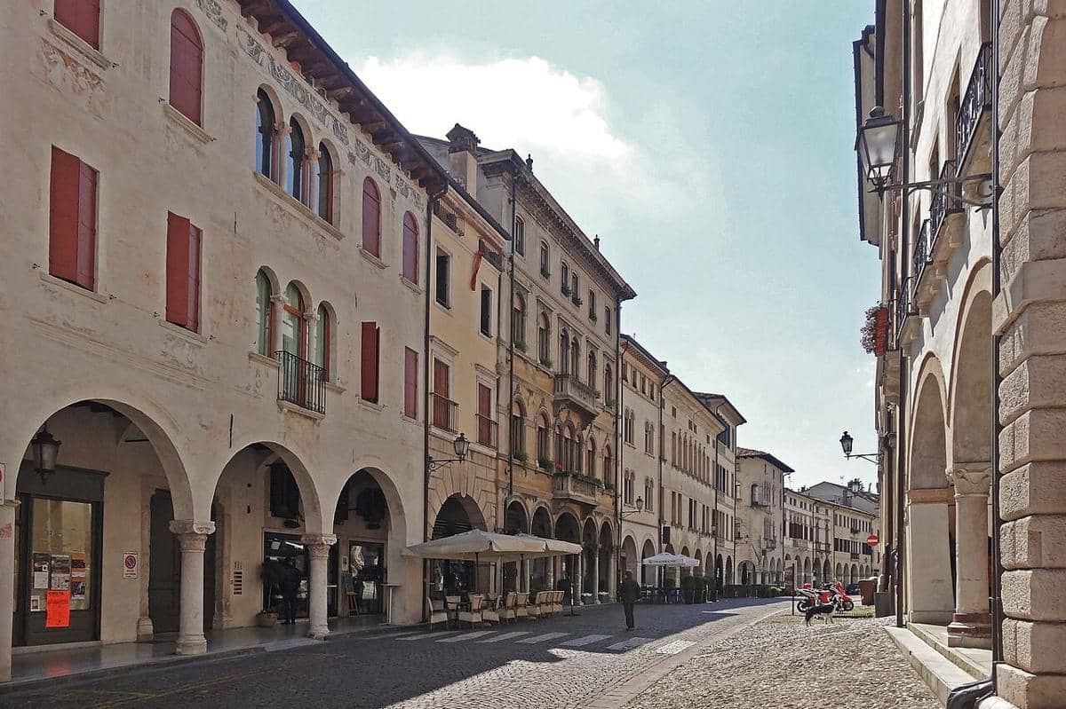 Via XX Settembre, Kota Conegliano, Italia 