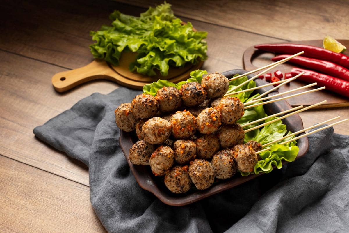 ilustrasi sate bakso