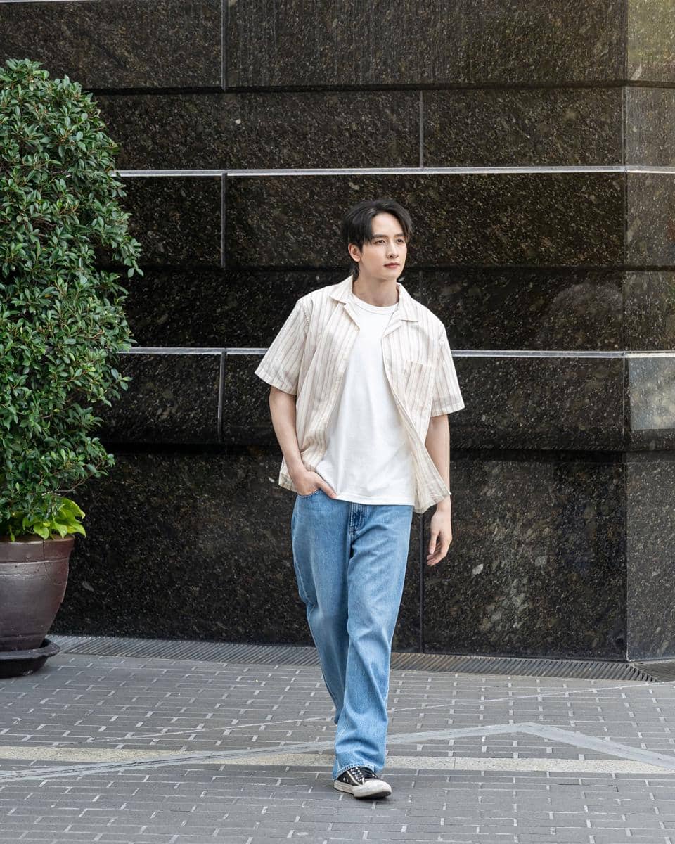 OOTD Pakai Sneakers ala Peak Kongthap