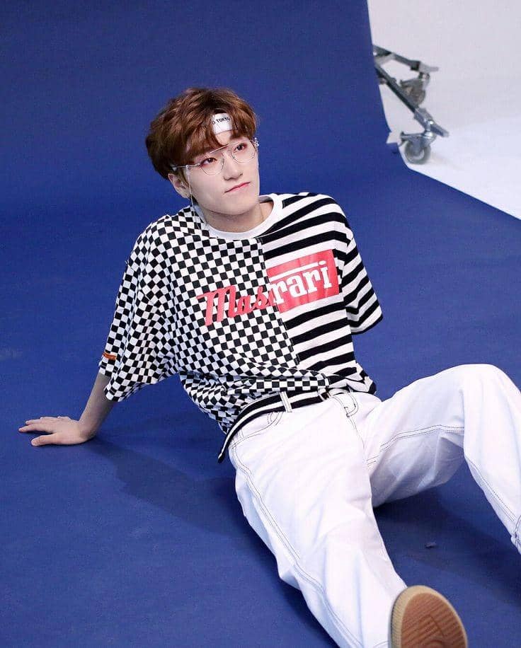 San ATEEZ dalam unggahan Instagram memperlihatkan transformasi gaya dari imut menjadi lebih garang.