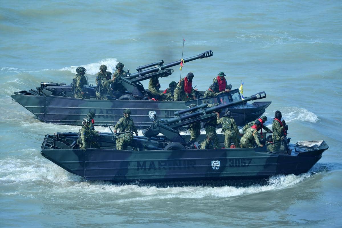 Latma TNI, TNI, Dabo Singkep