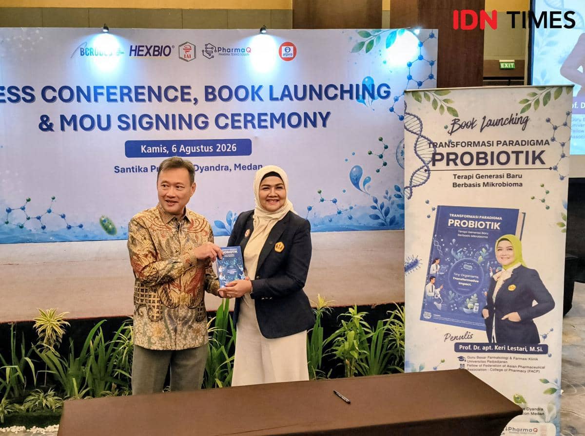 Suasana diskusi dan peluncuran buku Transformasi Paradigma Probiotik di Hotel Santika Dyandra Medan pada Kamis.