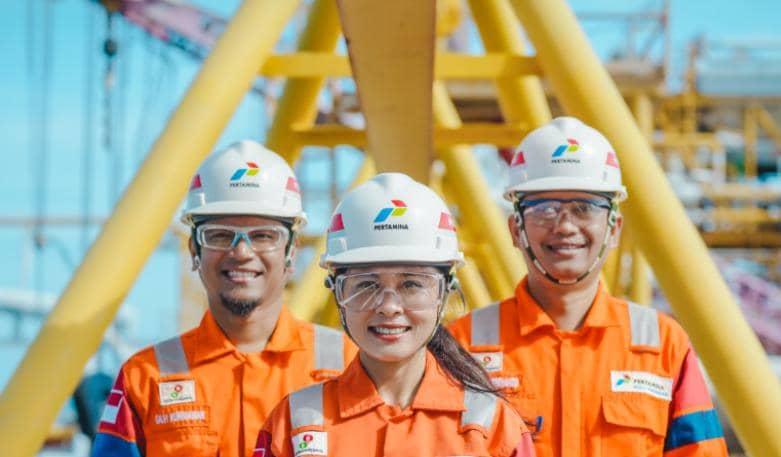 Identitas Pertamina Hulu Indonesia sebagai perusahaan hulu minyak dan gas dalam dokumentasi resmi PHI.