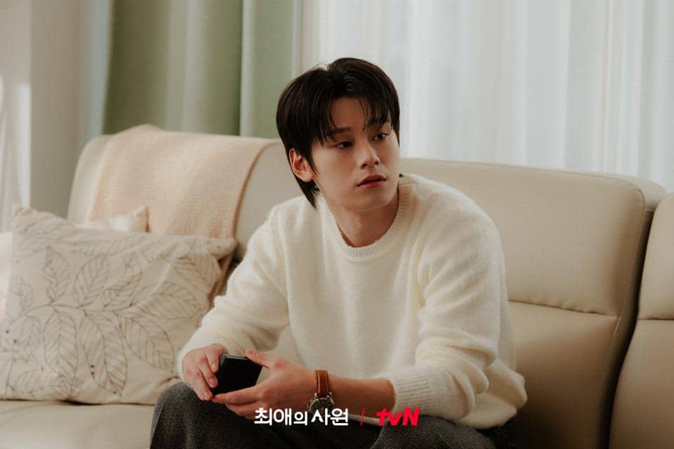 still cuts drama My Bias, My Boss