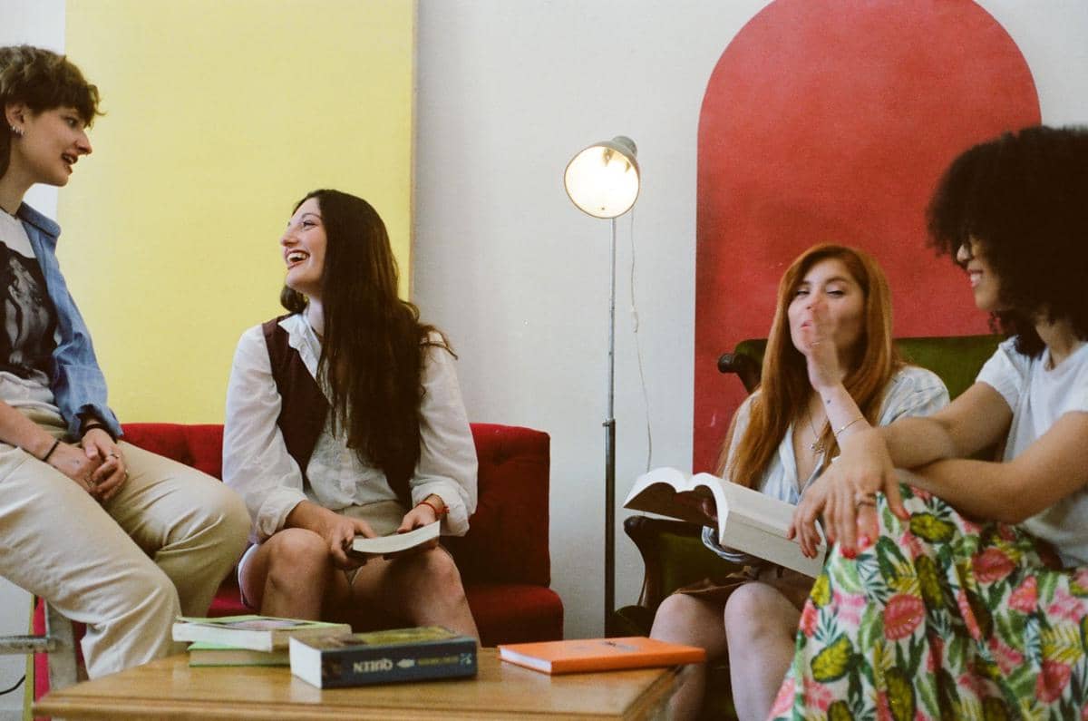 4 Cara Bikin Book Swap Party Seru Bareng Teman, Gak Harus Beli!