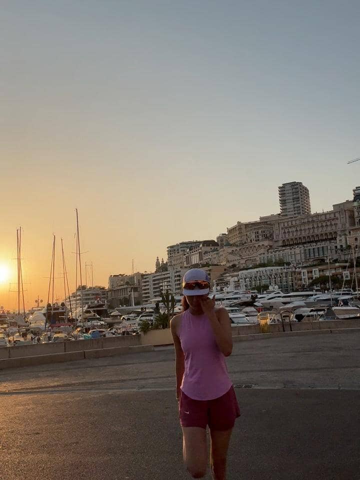 Azizah Salsha saat jogging di Monte Carlo, Monako