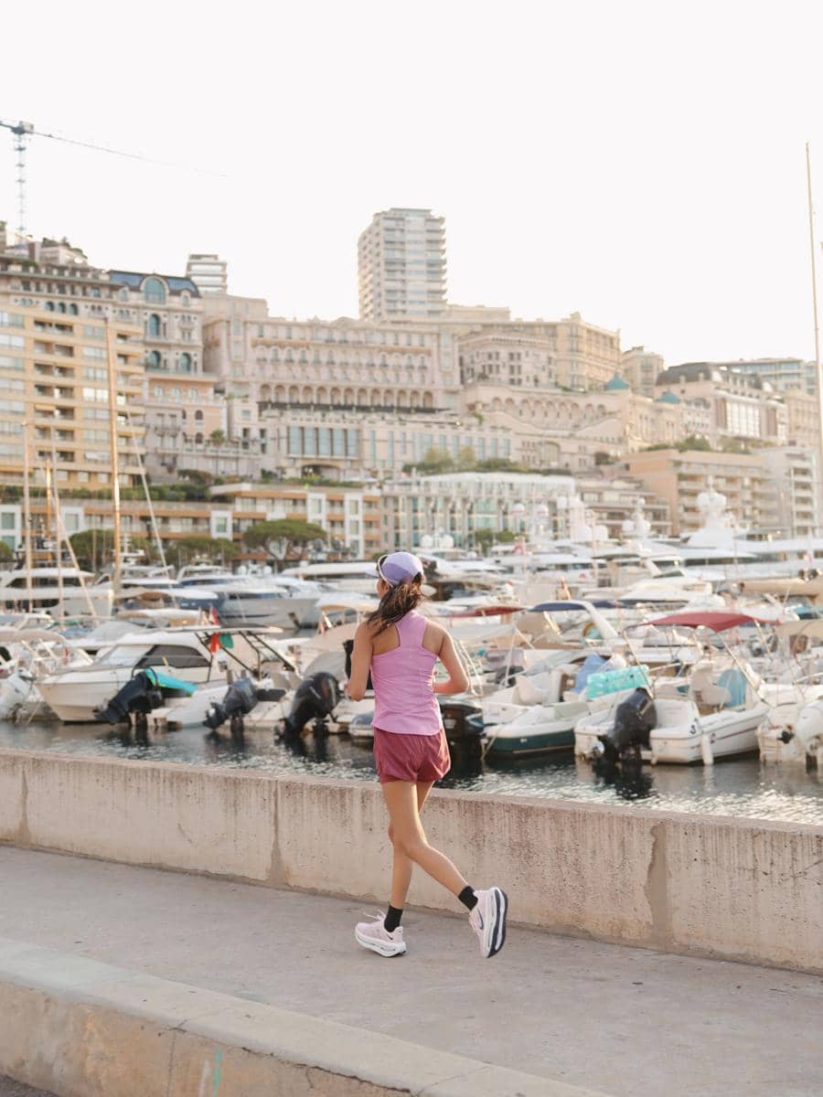 Azizah Salsha saat jogging di Monte Carlo, Monako