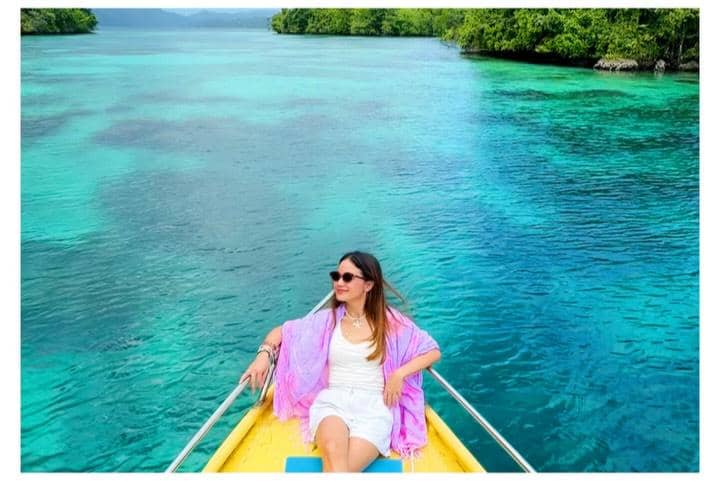 10 Potret Bella Graceva Liburan di Pulau Banyak, Sulteng