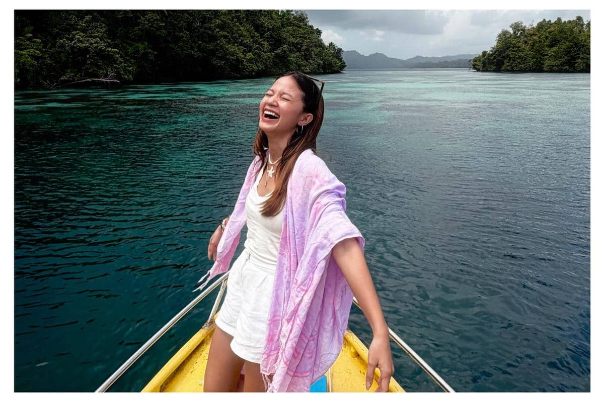 Bella Graceva menikmati liburan di Pulau Banyak