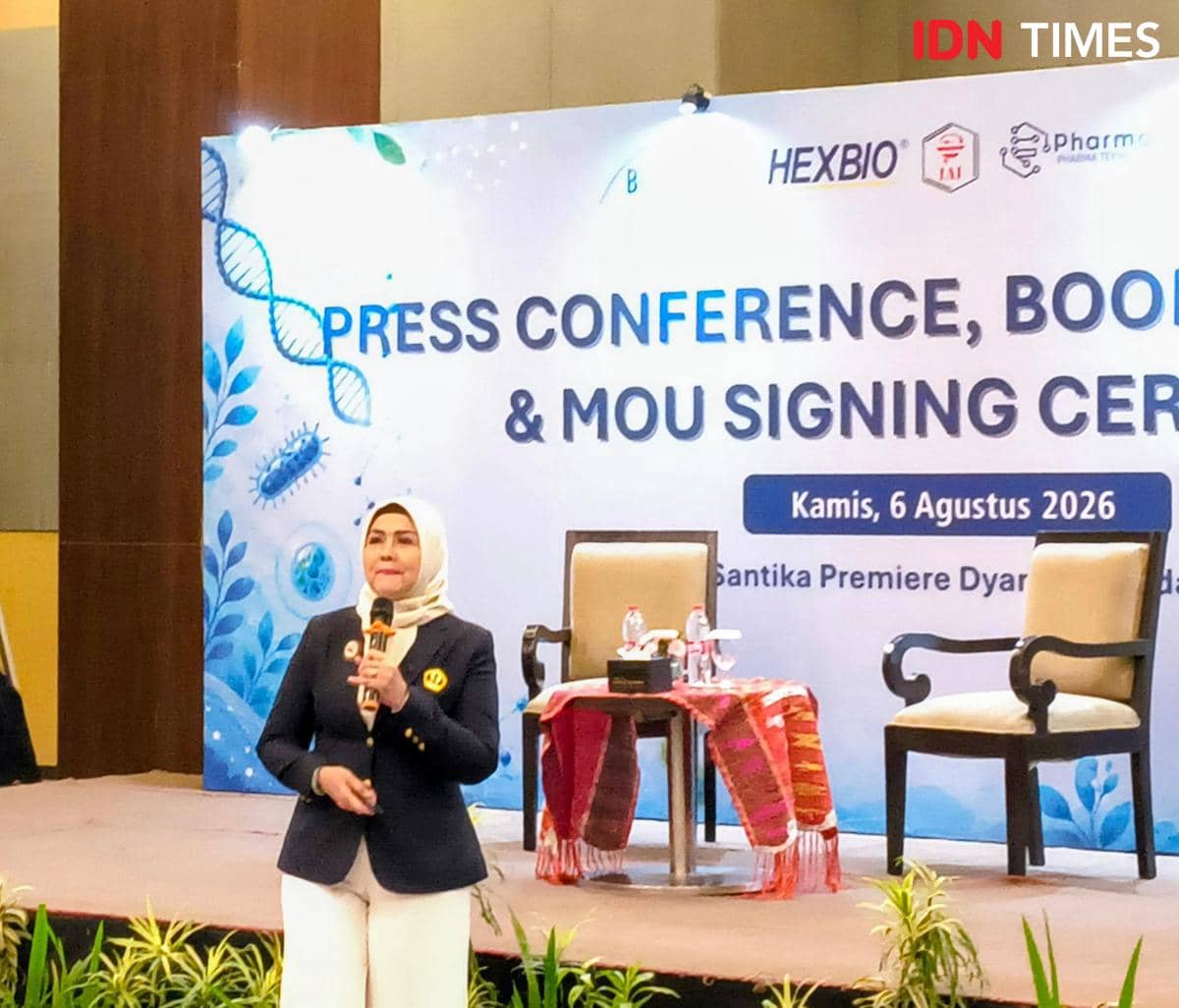 Diskusi dan peluncuran buku Transformasi Paradigma Probiotik berlangsung di Hotel Santika Dyandra, Medan.