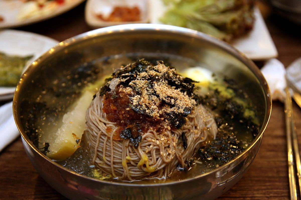 ilustrasi makguksu