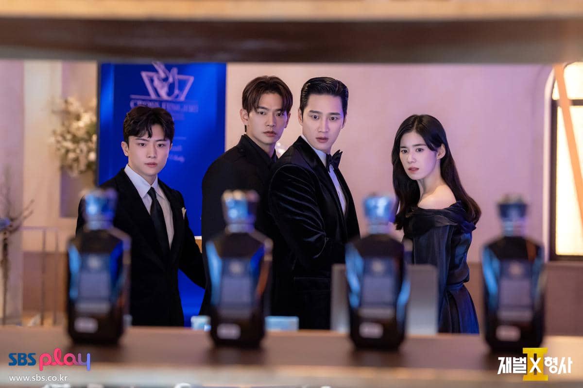 still cuts drama Flex X Cop 2