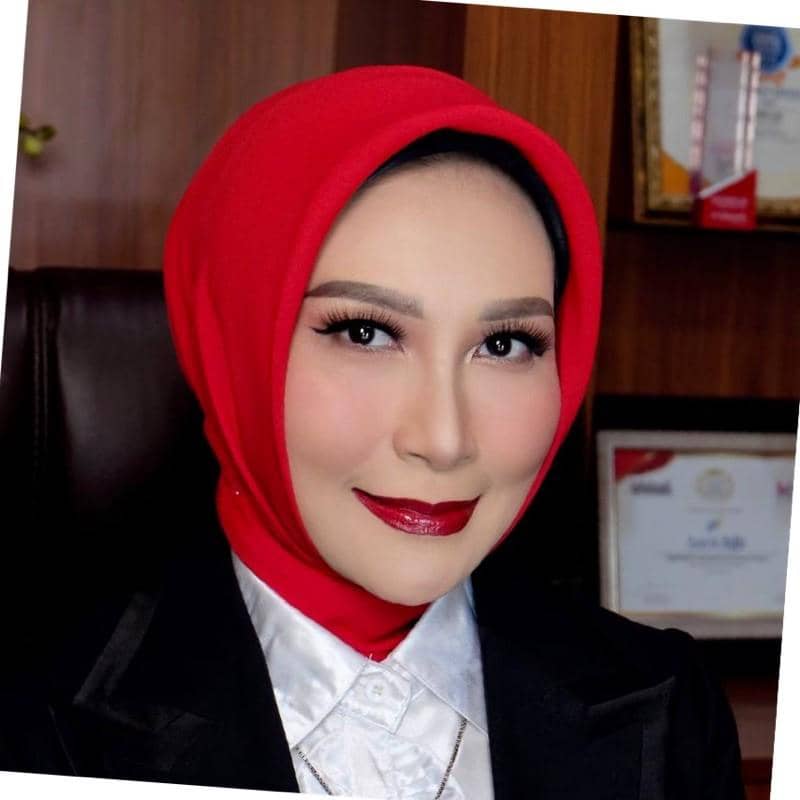 Nunung Suhartini