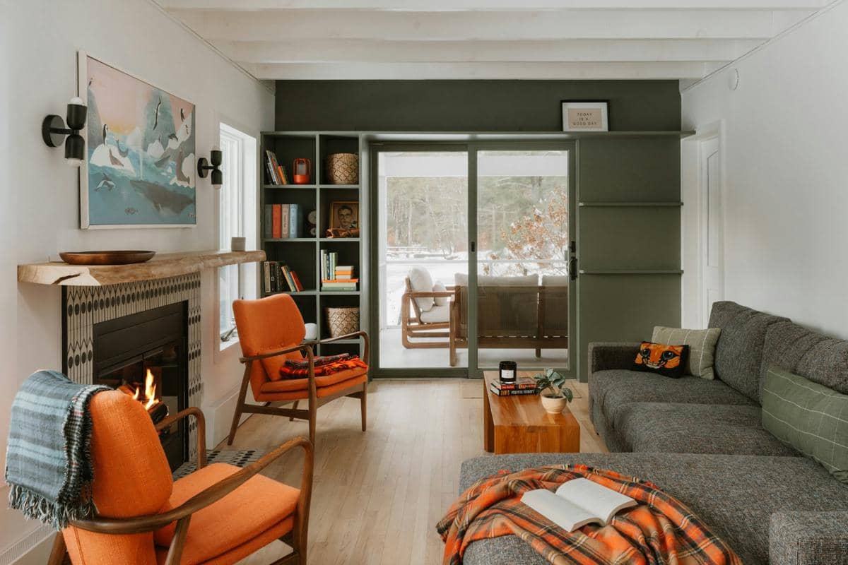 ilustrasi interior rumah dengan kursi accent