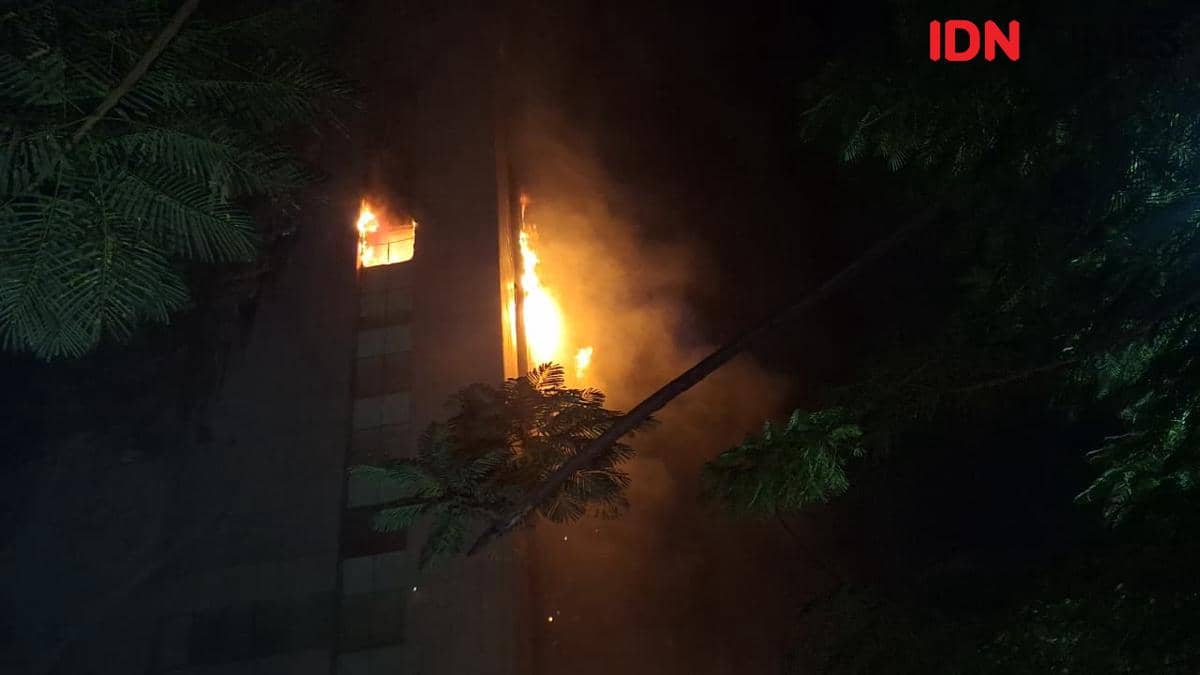 Kebakaran Gedung Bapenda DKI, 3 Skylift Dikerahkan