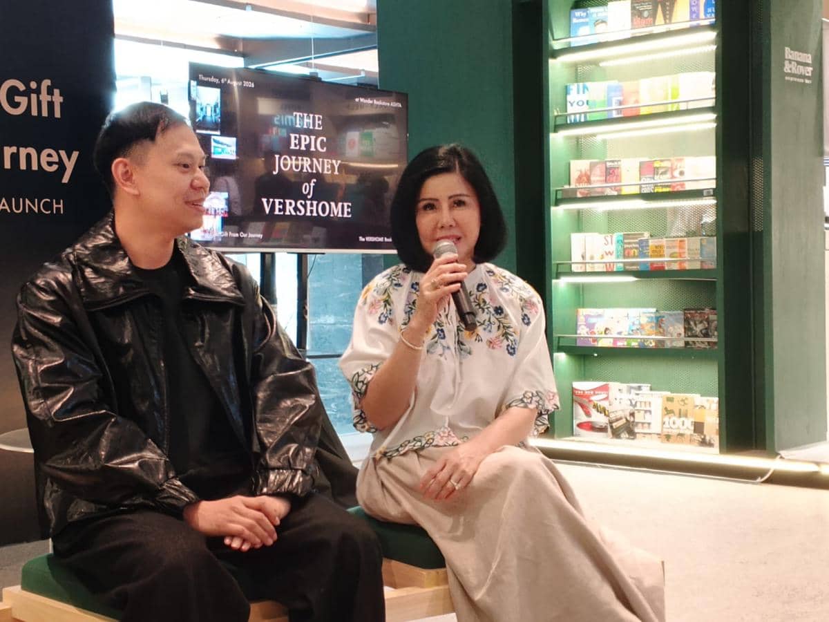 Press onference bertajuk "An EPIC Gift from Our 12 Year Journey" yang digelar di ASHTA District 8, Senayan, Jakarta Selatan