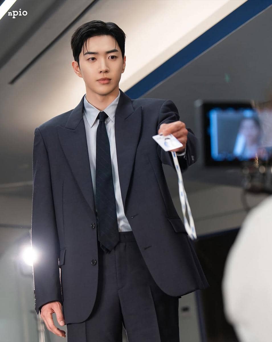 inspirasi OOTD ala Kang Hoon