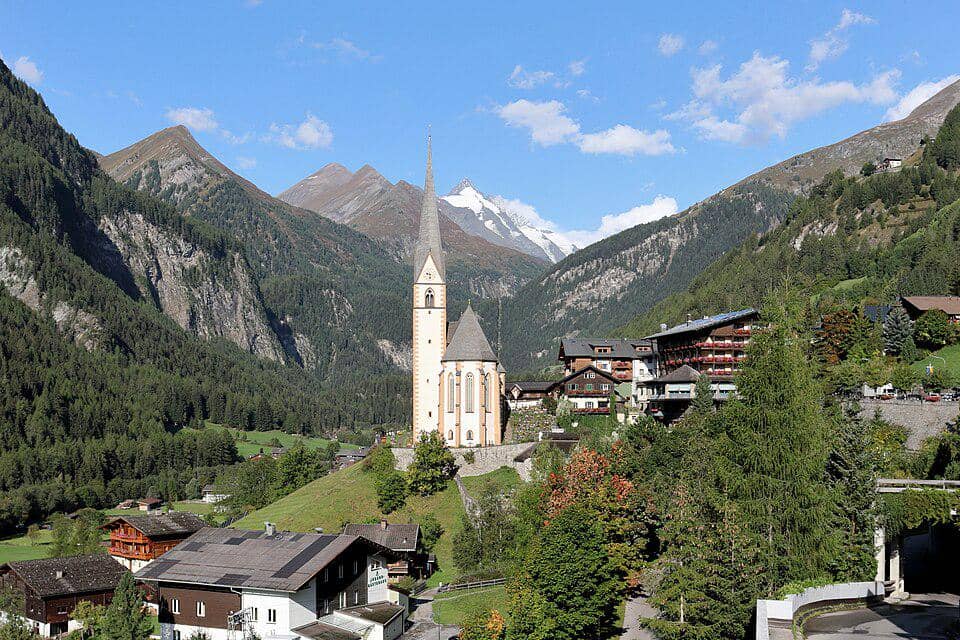 5 Fakta Heiligenblut, Desa Cantik di Kaki Gunung Tertinggi Austria