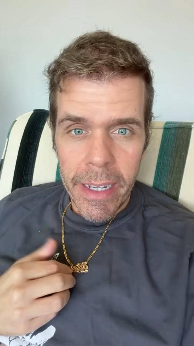 Potret Perez Hilton sebagaimana dibagikan melalui akun Instagram @theperezhilton.