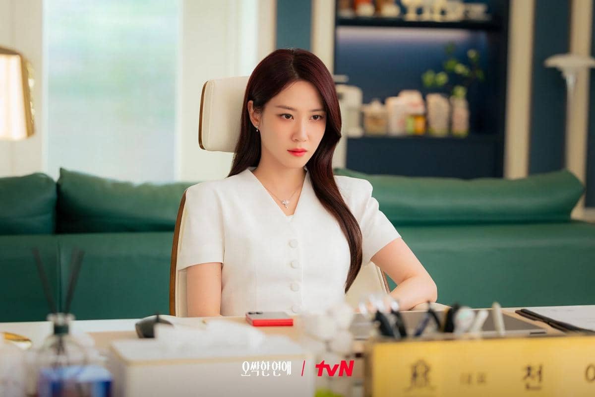 still cuts drama Spooky in Love