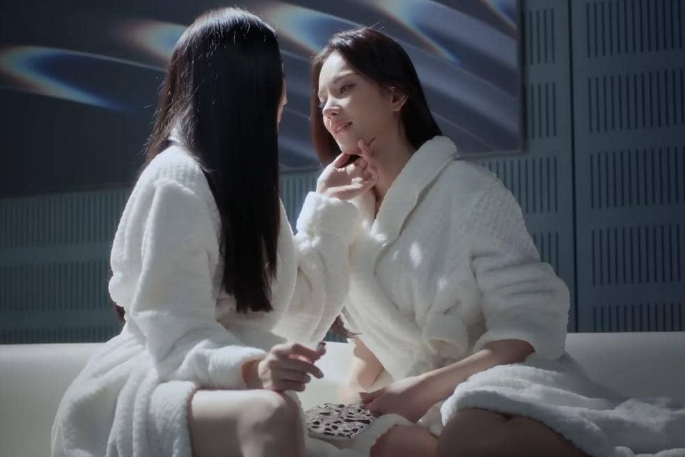 cuplikan drama Love above the Clouds