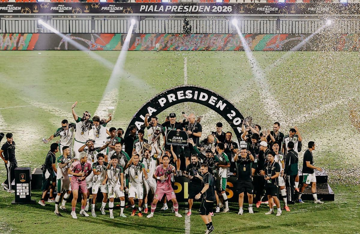 Suasana pertandingan final Piala Presiden 2026 antara Persib dan Persebaya dalam dokumentasi Media Piala Presiden.