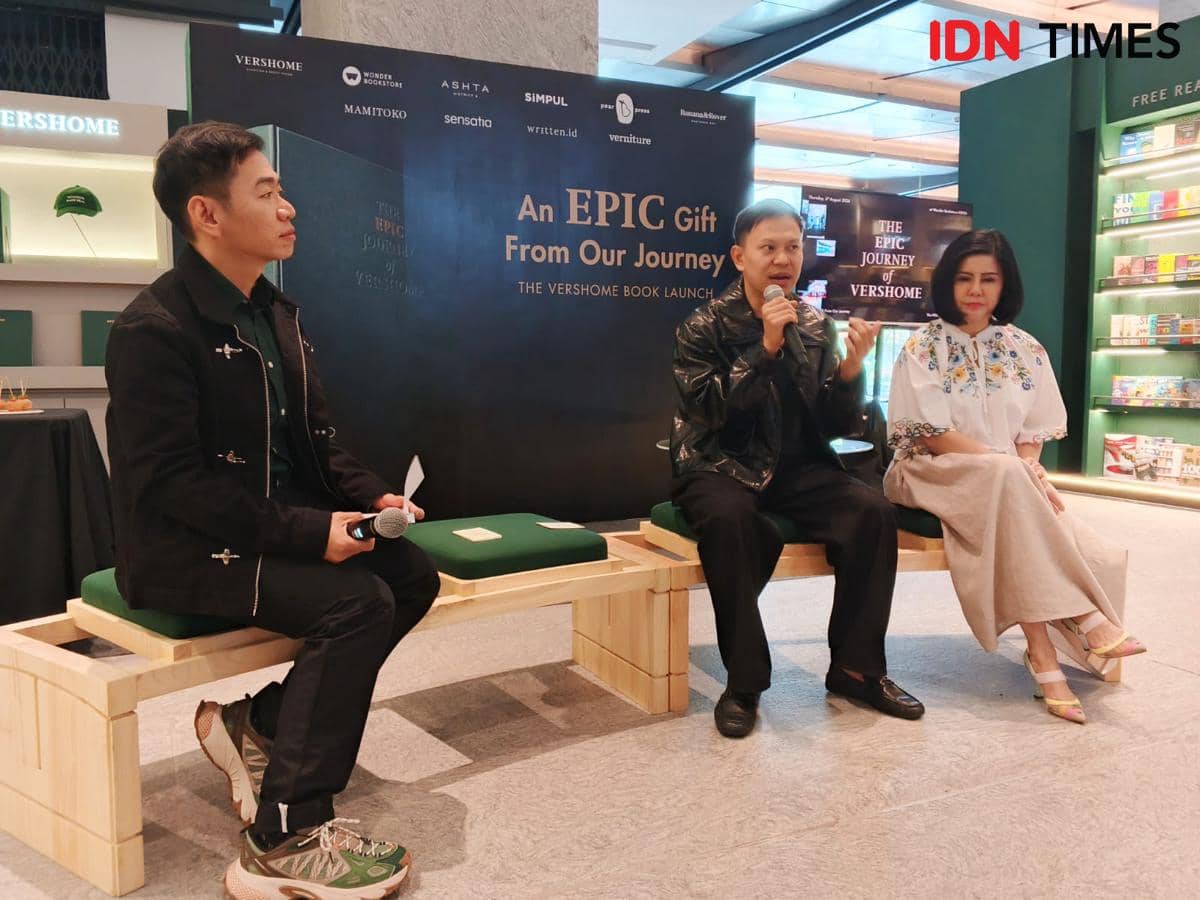 Press onference bertajuk "An EPIC Gift from Our 12 Year Journey" yang digelar di ASHTA District 8, Senayan, Jakarta Selatan