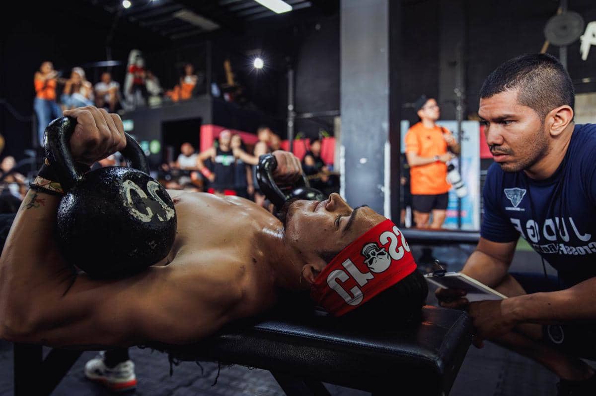 ilustrasi olahraga gym