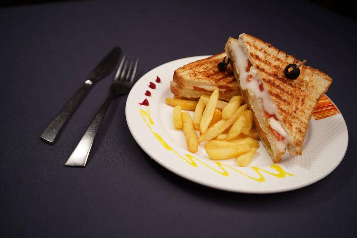 Resep Sandwich Keju Lumer, Ide Menu Sarapan Keluarga