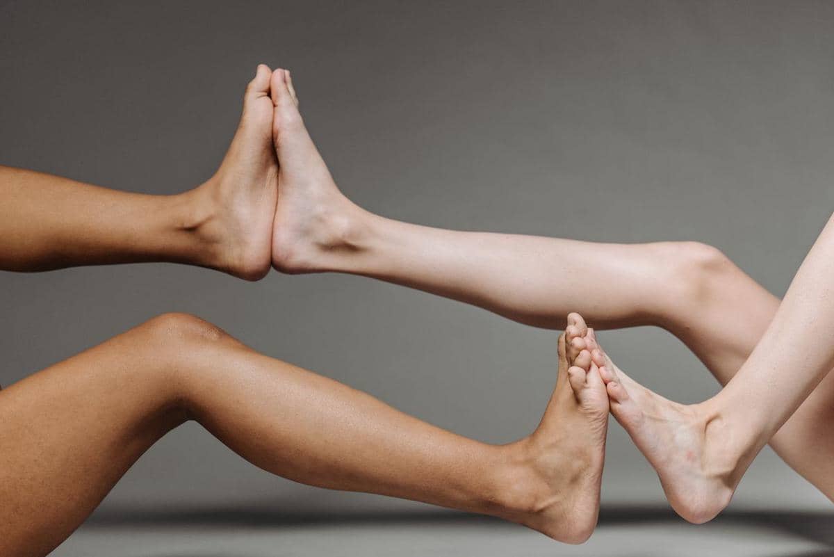 ilustrasi mengukur kaki (pexels.com/ROCKETMANN TEAM)