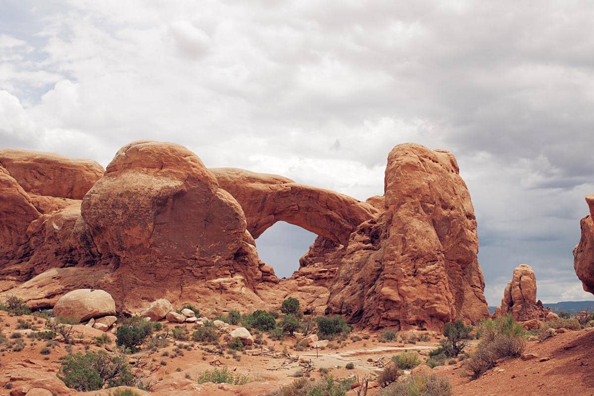 5 Fakta Arches National Park, Rumah Ribuan Lengkungan Batu Alami