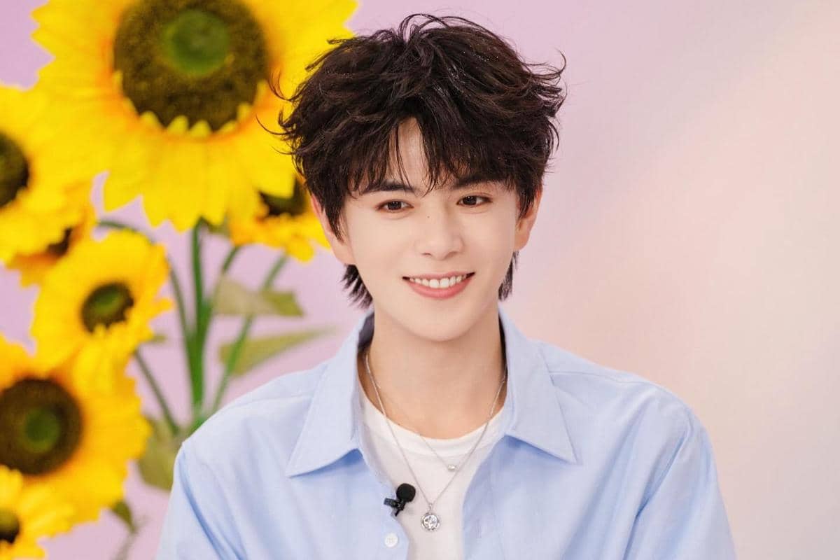 Profil Aktor China Lu Si Tong, Viral Fansnya Ricuh di Airport