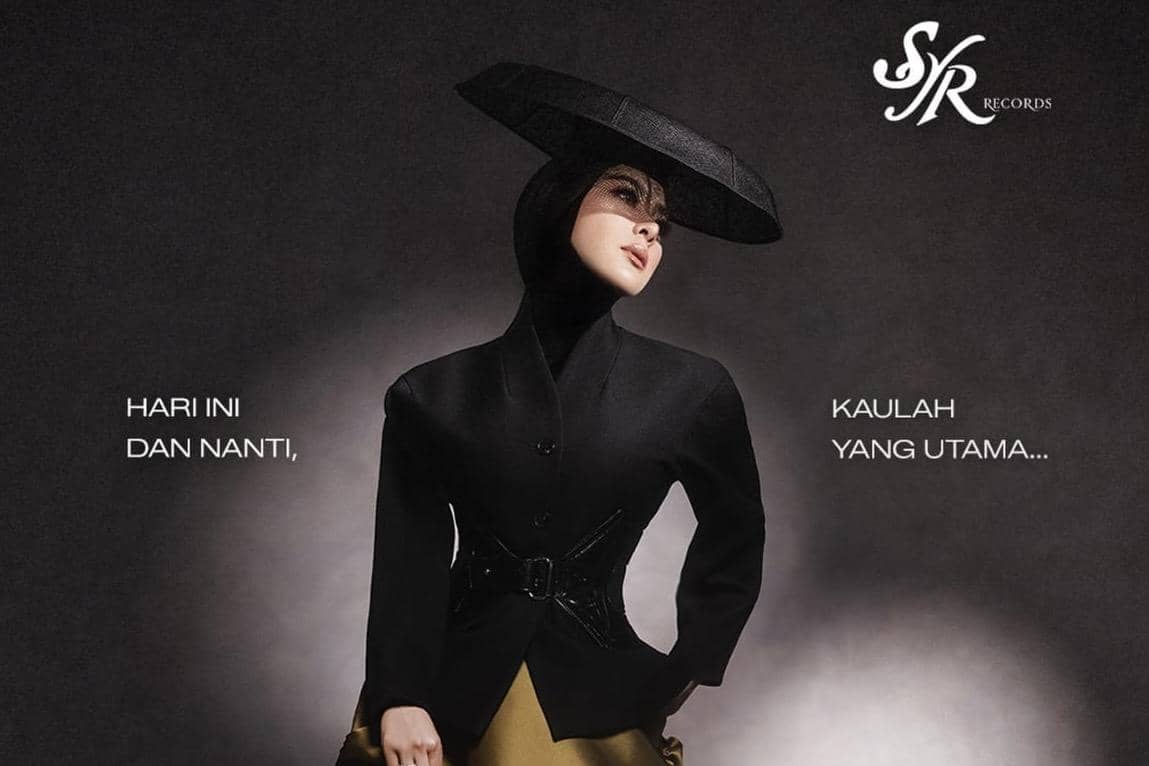 Lirik Lagu Kau yang Utama - Syahrini dan Maknanya, Gandeng Dee Lestari