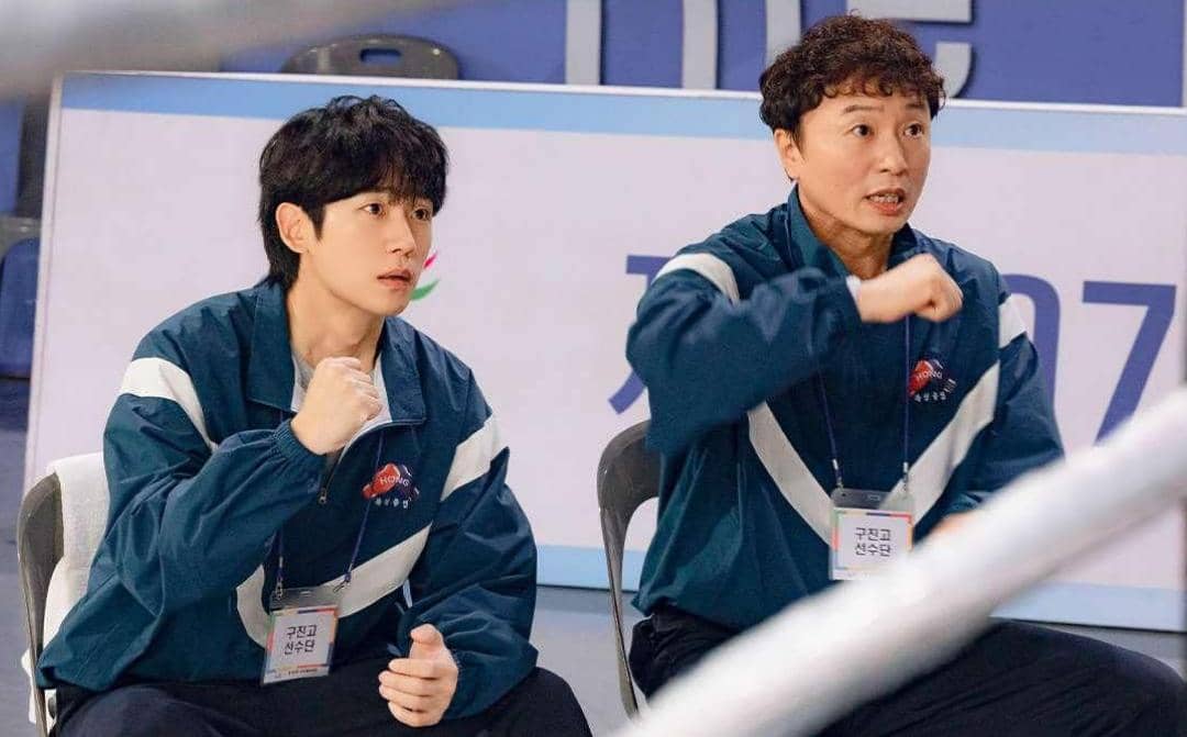 Cuplikan adegan drama Our Sticky Love dari unggahan akun Instagram Netflix Korea yang menampilkan momen serial tersebut.