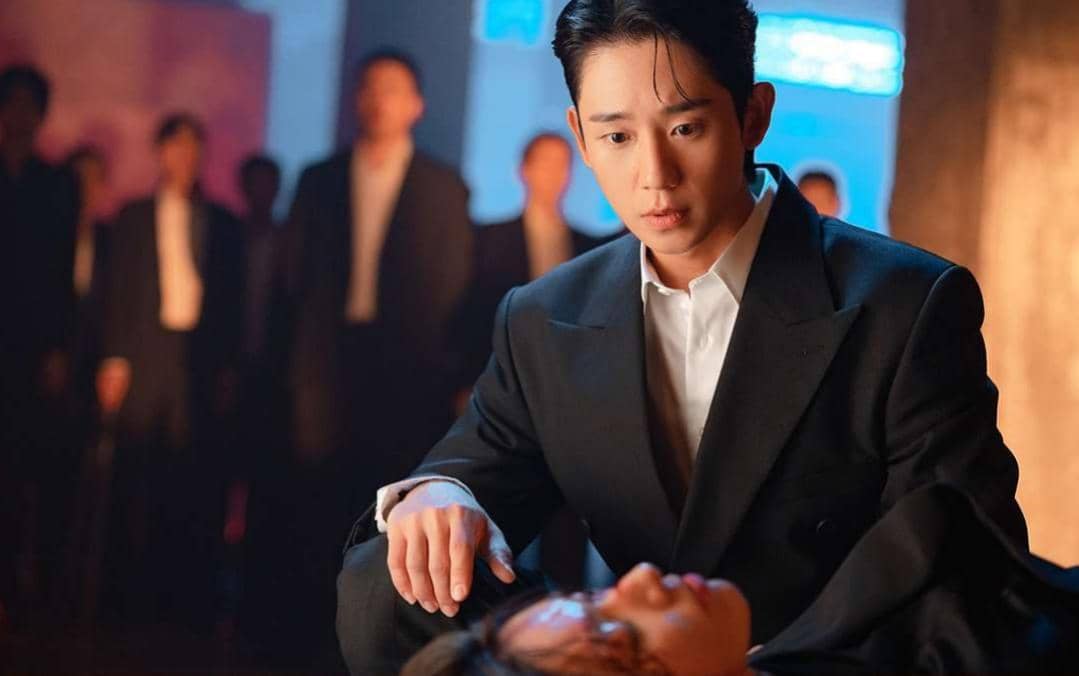 Cuplikan drama Our Sticky Love yang dibagikan akun Instagram Netflix Korea, memperlihatkan adegan para pemeran.