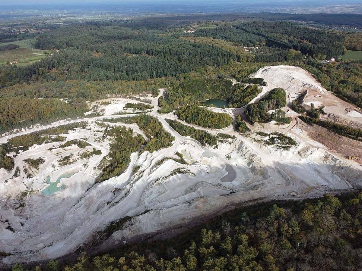 tambang kaolin/litium Beauvoir di Échassières, Prancis