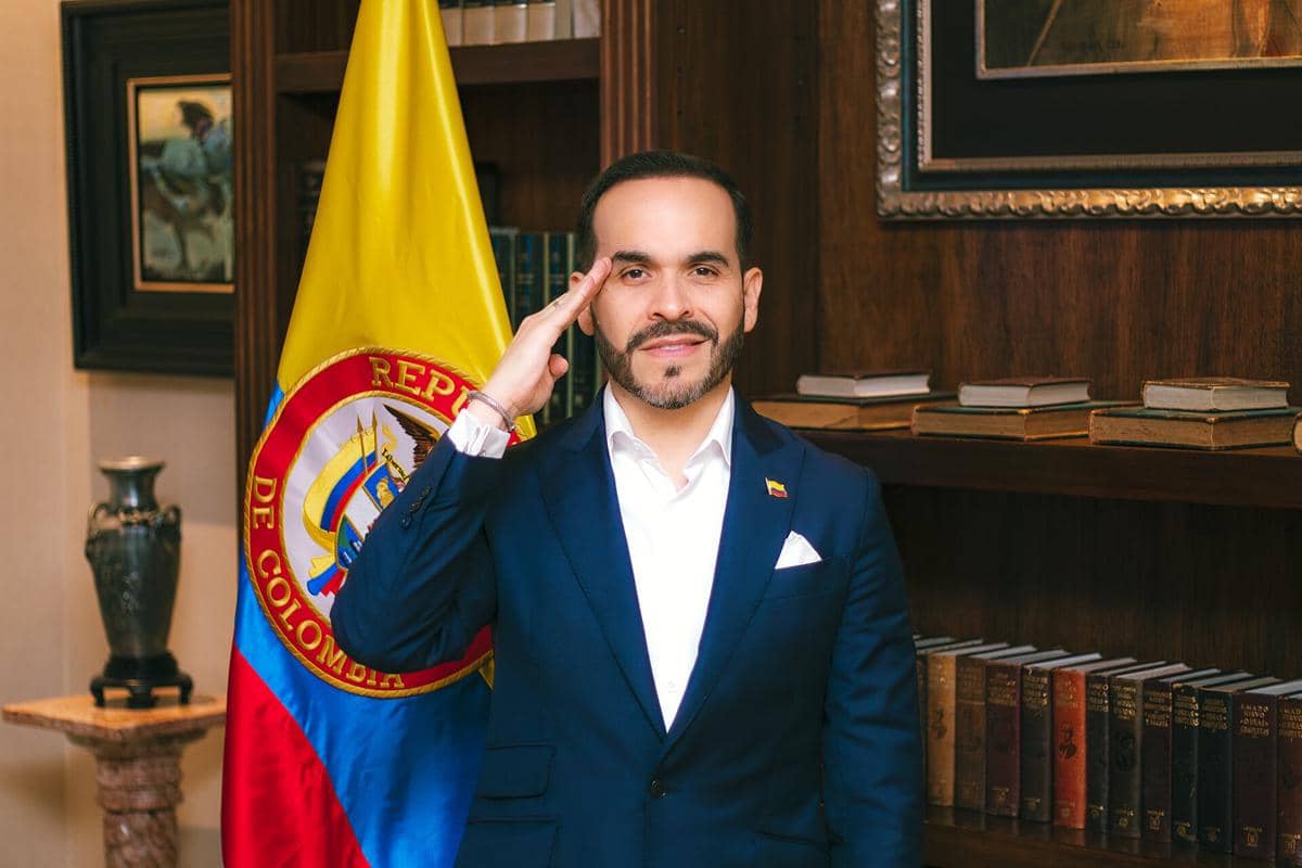 Abelardo de la Espriella Resmi Dilantik Jadi Presiden Kolombia