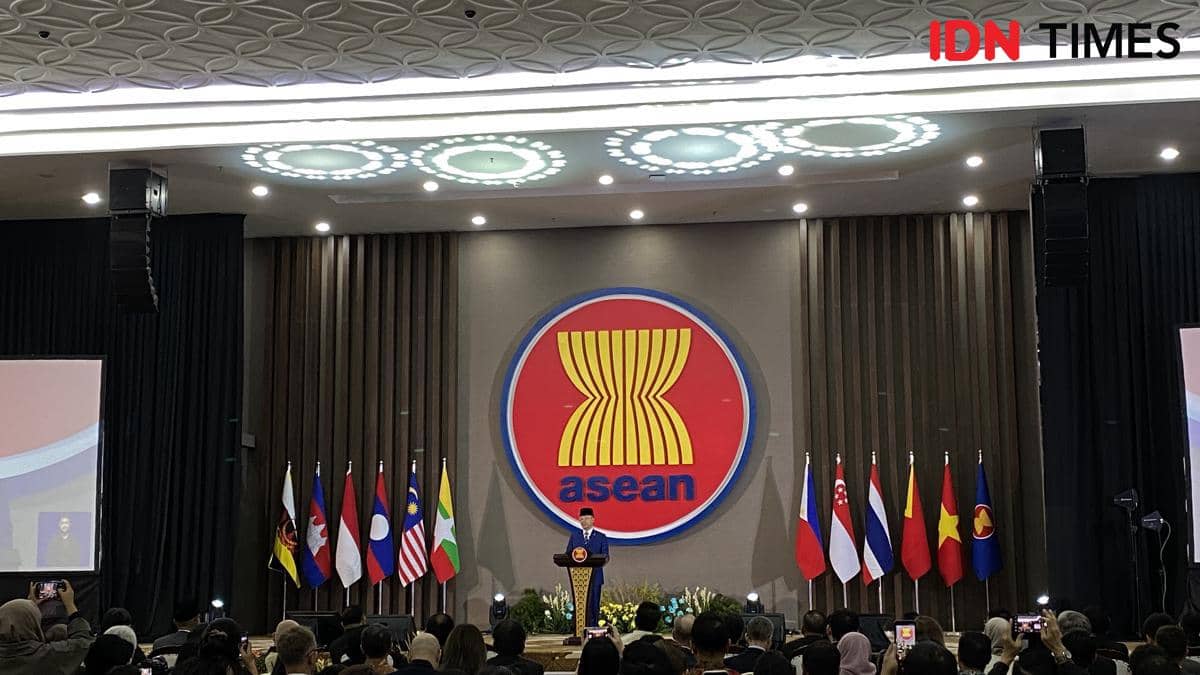 Di ASEAN Day, Menlu RI: Kita Tak Pilih Kubu di Tengah Rivalitas Global